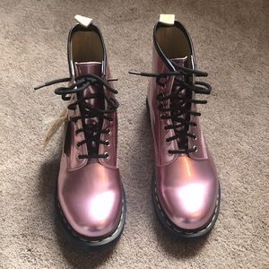 1DAYSALE Dr Marten 1640 metallic pink boots sz 8
